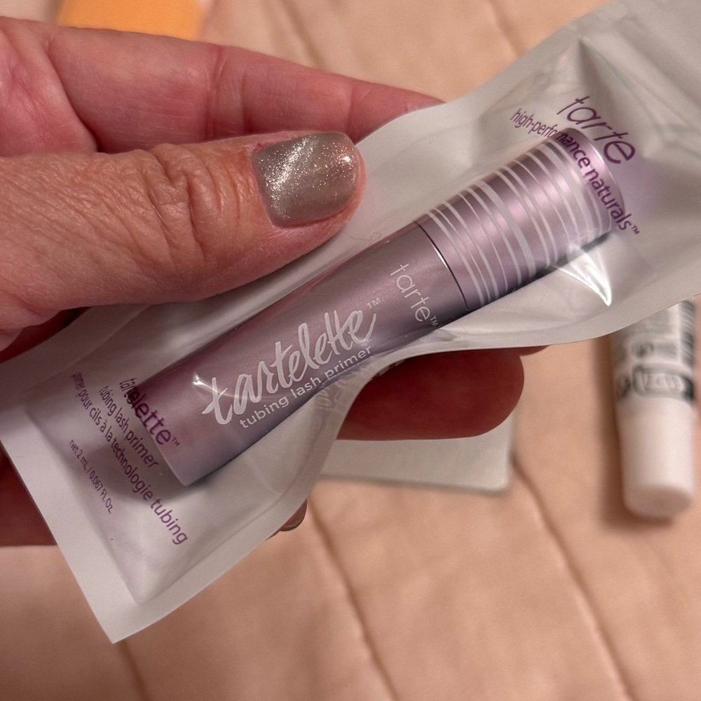Primers and Make-up Collection - Picture 5 of 13